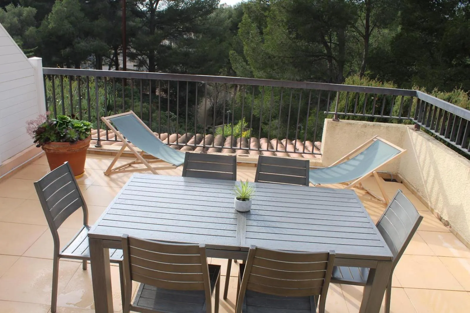 Apartment Appartement A Bandol